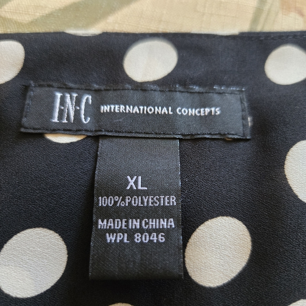 3/$25 INC International Concepts Polka Dot Blouse Black White XL Ruffle Sleeve - Picture 6 of 10